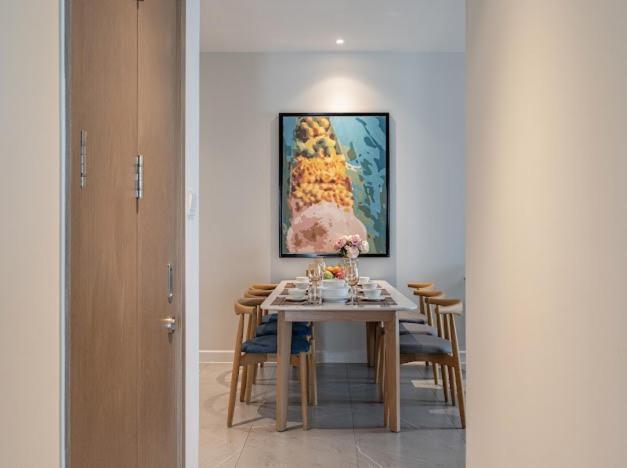 Tracy D1mension Tower Khách sạn hẻo lánh